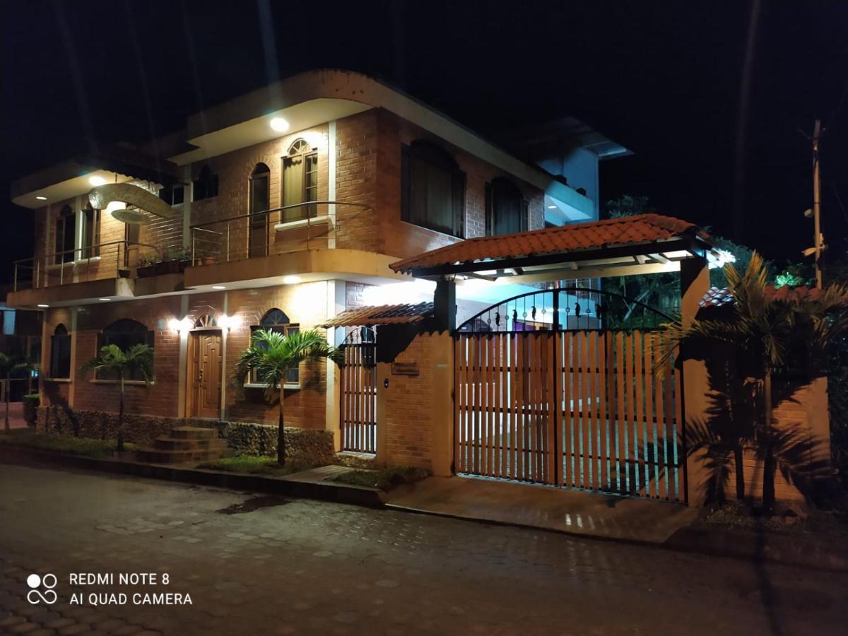 Hostal El Eden De Mindo Kültér fotó